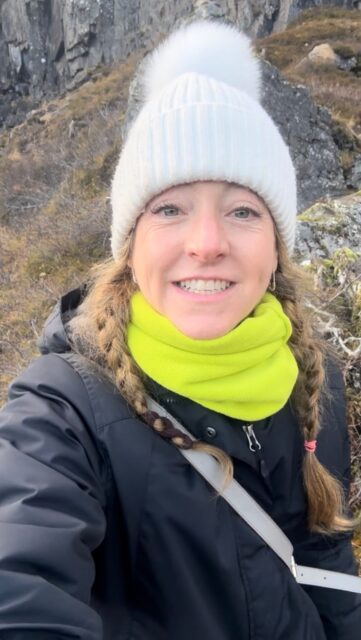 🇮🇸✨ ÚLTIMOS CUPOS ✨🇮🇸@laraalcantara EN ISLANDIA 2026 

📅 17–24 de septiembre 2026
❄️ SOUTH ONLY Route: 8 days along the Ring Road visiting the most iconic places in the country.

✅ All-inclusive tour: transport, accommodations, experiences and meals.
You only worry about arriving and enjoying.

💳 Reserva con USD $500 and pay the rest in installments (the sooner you book, the more comfortable the plan is for you).

📩 Do you want the PDF with the itinerary and all the details?
Write us “LARA” by DM and we will send it to you.
.
.
.
#LaraAlcantara #Islandia2026 #BorealExpedition #SoloSur
