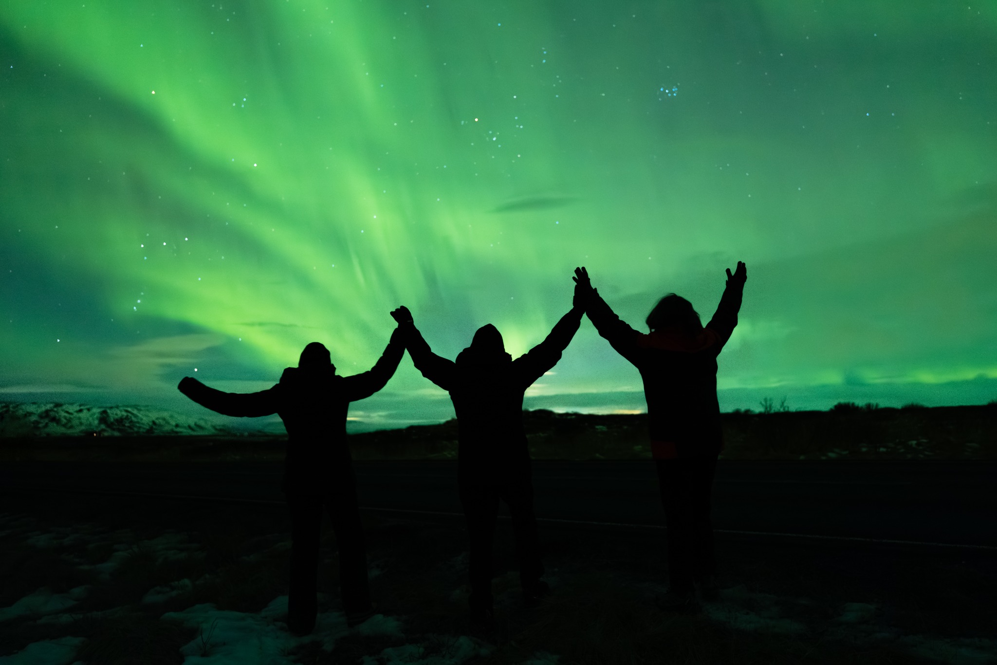 No necesitas suerte. Necesitas método. La aurora no se garantiza… pero se persigue con método. 🧠🟢

📌Monitoreamos:
✅ Cielo despejado.
✅Rutas con baja luz artificial.
✅ Ventanas de mejor visibilidad.
y coordinamos la salida.

Lo extraordinario ama la preparación.
Tenemos planes de financiamiento + fechas 2026–2027.
.
.
.
#BorealExpedition #AuroraHunt #Islandia2026 #IcelandNights #ViajesUnicos