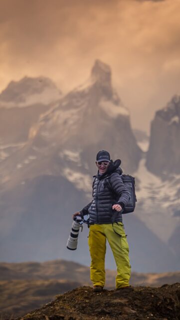 🇮🇸📸 Iceland with Francisco Núñez | CEO of @astrofotografiachile

In alliance with Francisco Núñez, CEO of AstroPhotographyChile, We invite you to Iceland on an expedition designed for those who want to experience and capture the magic of the night sky, the northern lights and the most impressive landscapes of the Southern Route.

✅ Accommodation
✅ Transportation during the route
✅ Medical insurance
✅ Breakfast and dinner
✅ Route through the South of Iceland
✅ Accompaniment during the experience

✨ An expedition to learn, notice, photograph and connect with one of the most powerful destinations on the planet.

💳 Reserva con USD $500 and pay the rest in easy installments spread over several months.

📩 Comment ASTRO or write to us by DM and we will send you all the information.
.
.
.
#BorealExpedition #AstroFotografiaChile #Astrofotografia #Islandia #AurorasBoreales