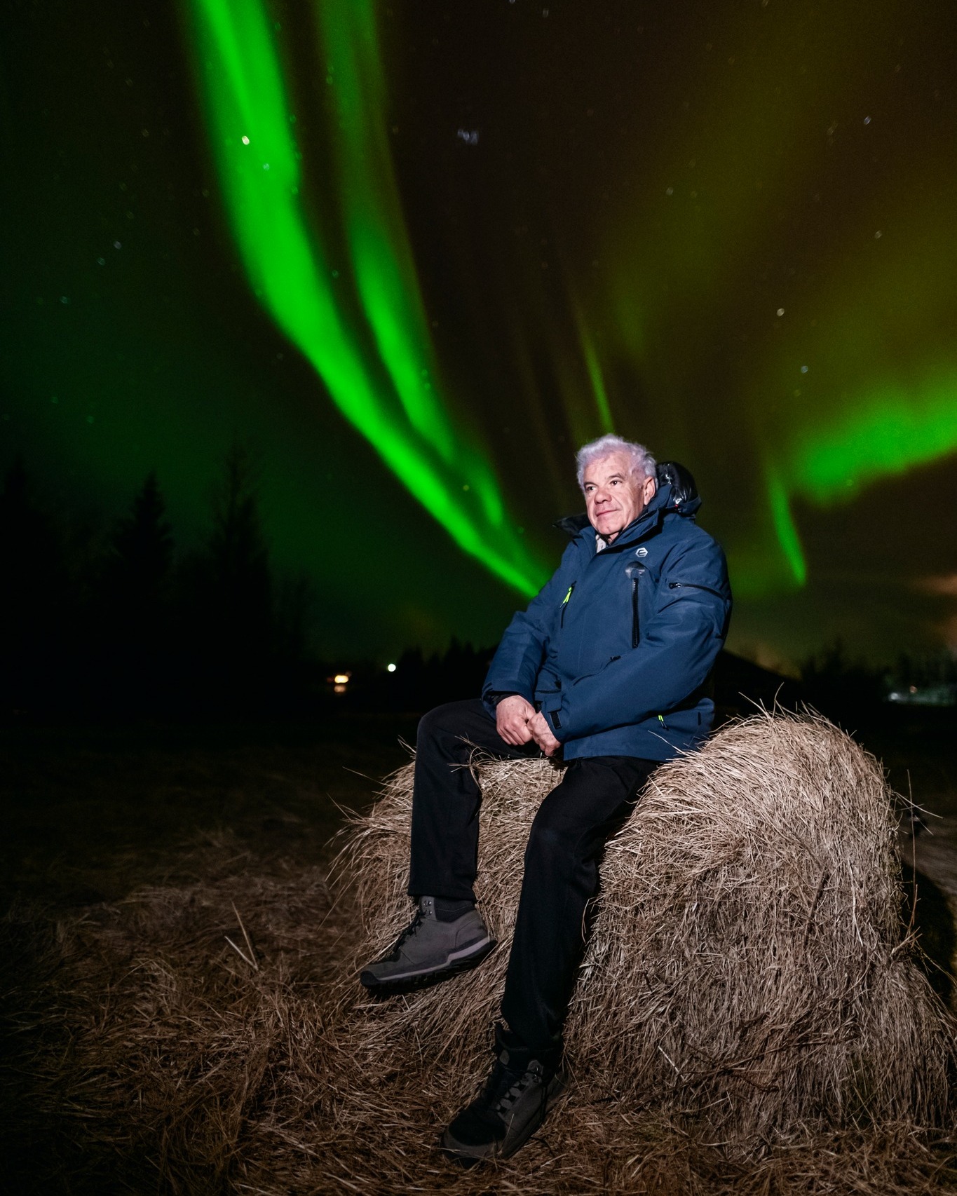 ¿Tengo que estar pendiente toda la noche para ver auroras?
No. 🌌

Nosotros monitoreamos clima, nubes y visibilidad. Si la noche pinta bien, el guía coordina la salida al mejor punto posible.

Tú solo necesitas: abrigo, cámara y ganas de mirar al cielo.
✅ Tenemos financiamiento y fechas 2026–2027.
.
.
.
#BorealExpedition #AuroraBoreal #NorthernLightsTrip #AuroraChasing #IcelandNights