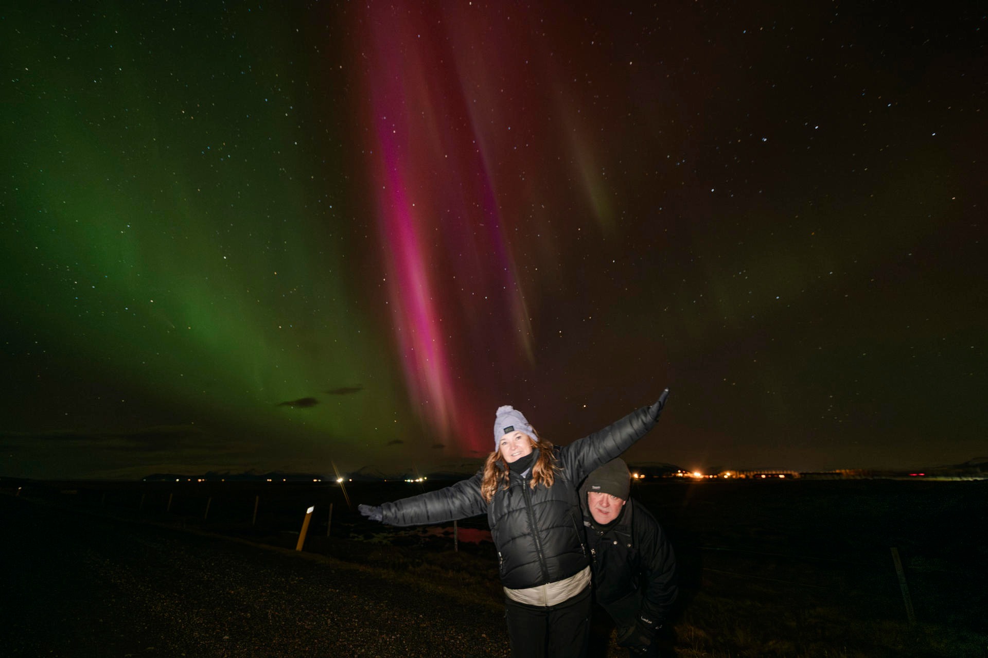 ¿Tengo que estar pendiente toda la noche?
No. Para eso viajamos con equipo. 🌌

Nosotros monitoreamos clima, nubes y ventanas despejadas. Si la noche pinta bien, el guía coordina la salida y el grupo se mueve al punto con mejor visibilidad.

Tú solo necesitas abrigo, cámara y ganas de mirar arriba.
✅ Tenemos financiamiento y fechas 2026–2027 disponibles. Escríbenos para conocer cupos.
.
.
.
#BorealExpedition #AuroraBoreal #NorthernLightsTrip #AuroraChasing #IcelandNights #Islandia2026