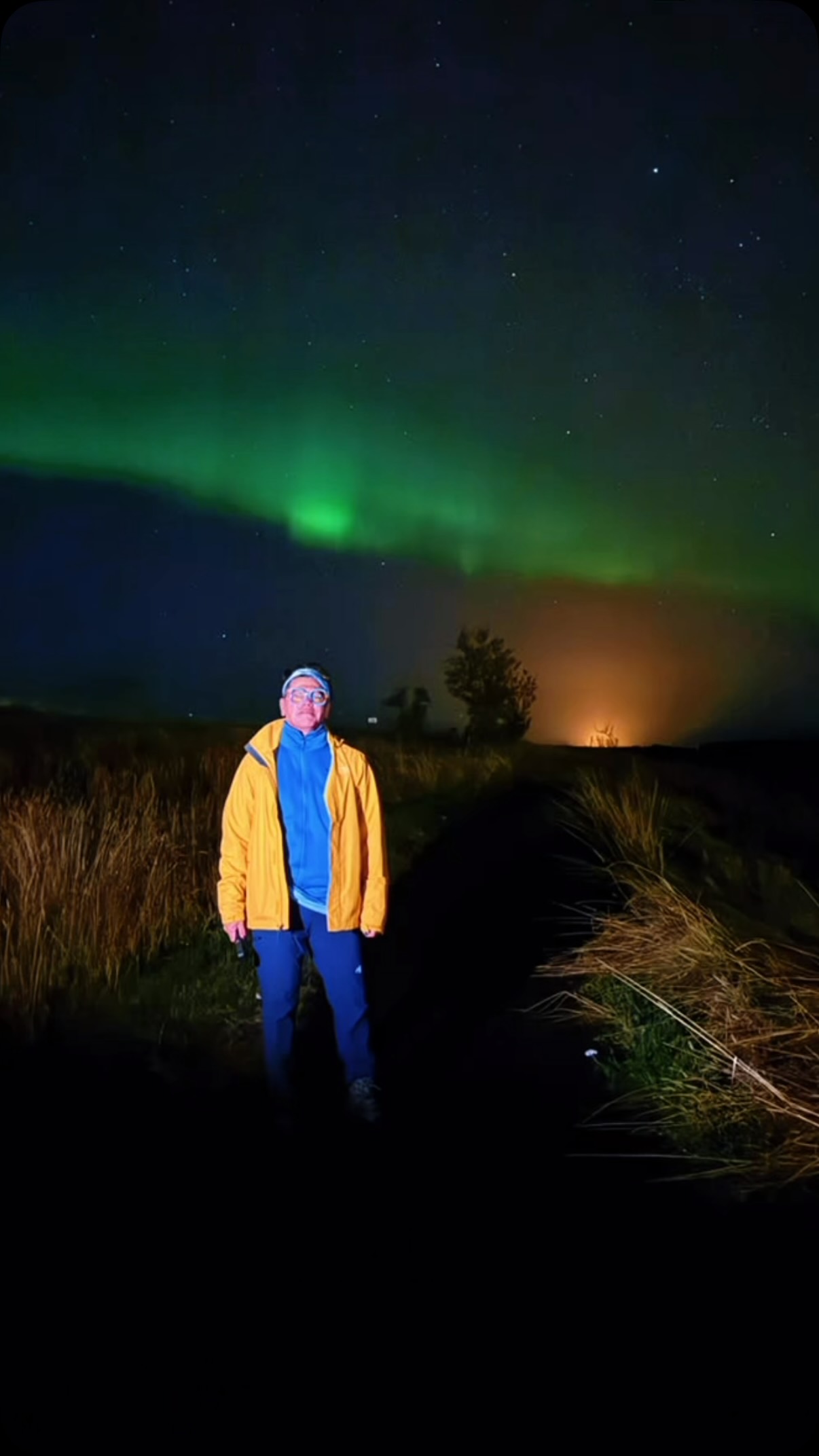 ¡Y así nos despedimos de este increíble Tour VIP BX! 🇮🇸❄️

Nos llevamos el sonido del hielo, la magia de las auroras y recuerdos que durarán toda la vida. 

Gracias a cada uno de ustedes por vivir Islandia de verdad y convertirse en parte oficial de nuestra Familia Boreal. 

💙
¡Hasta la próxima expedición! ✈️

#BorealExpedition #FamiliaBoreal #CazadoresDeAuroras #Islandia TourVIPBX ViajesIslandia