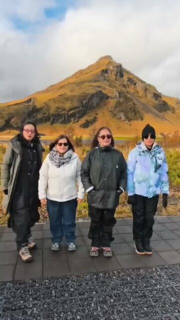 Days 3 y 4 | From the Golden Circle to the magic of the South Coast 🇮🇸⚡

Two days full of pure adventure:
💥 Geyser, Gullfoss and the Golden Circle at its best.
🌊 The strength of the black beach of Reynisfjara and the mythical petrified trolls.
🧊 The blue immensity inside an ice cave in Katla.
🌈 Hidden waterfalls like Kvernufoss and rainbows crowning the mountains.
 
​Iceland never stops surprising us and this group is living it to the fullest!! 🚐💙
.
.
.
​#tourtodoincluido #Icelandia #CirculoDorado #Reynisfjara