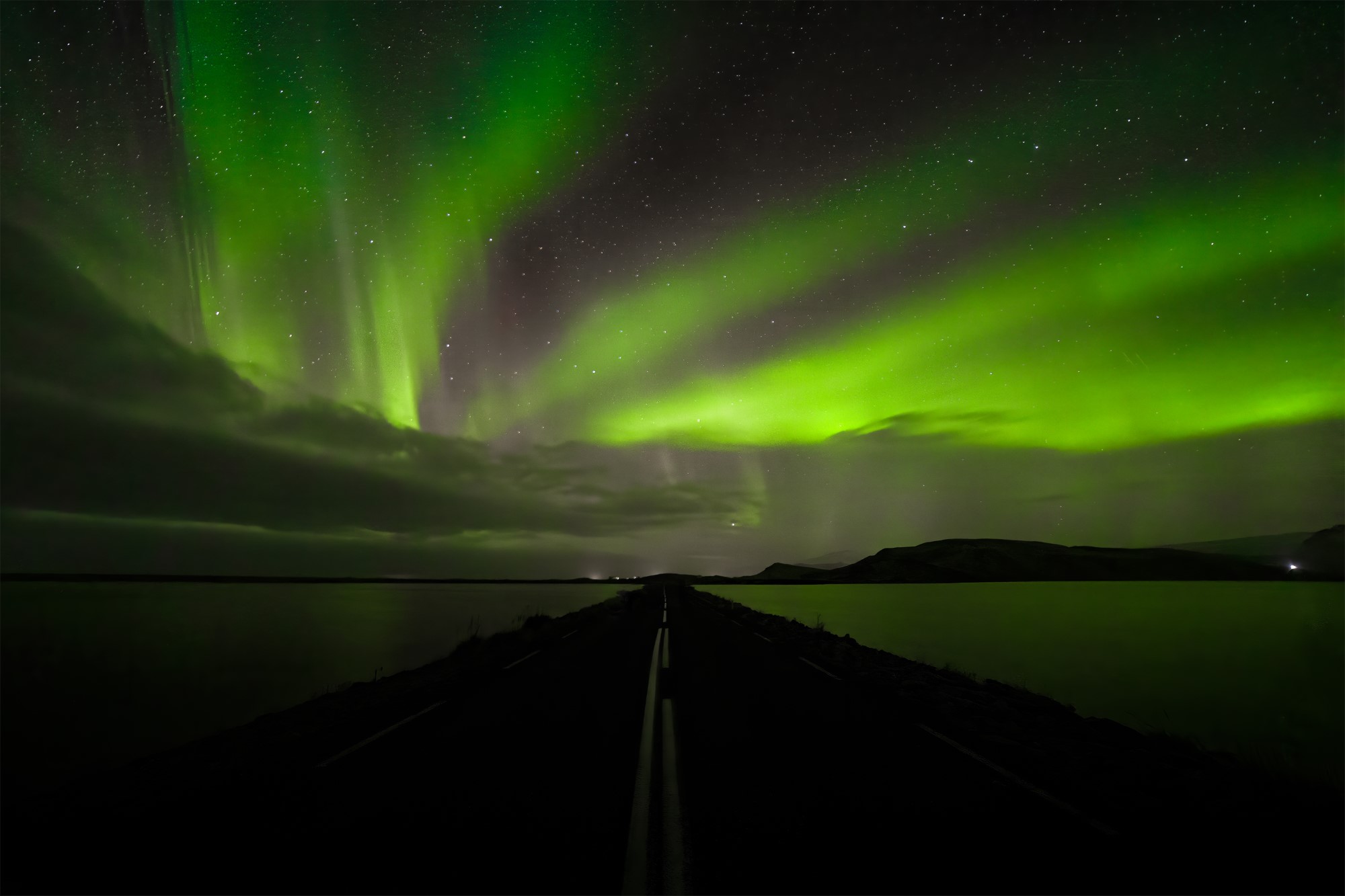 Guía para Fotografiar Auroras Boreales en Islandia